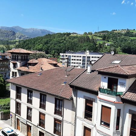 Atico La Plaza Apartment Arriondas Exterior photo