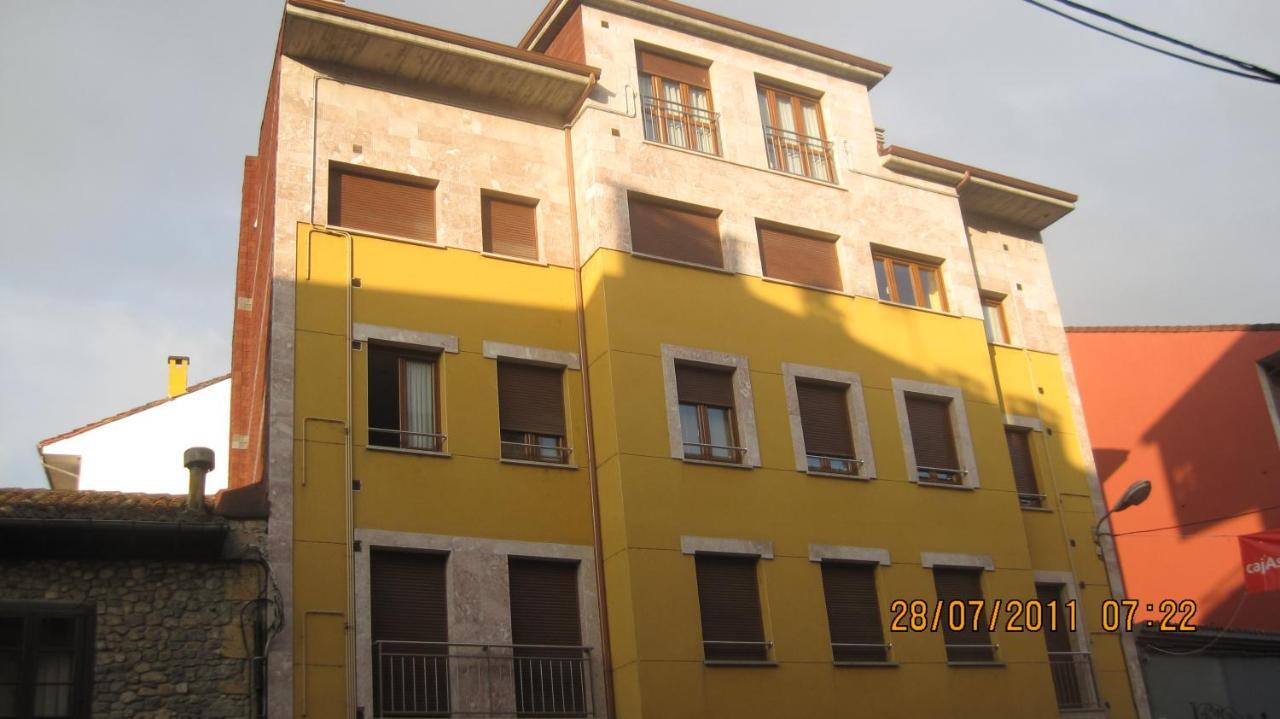 Atico La Plaza Apartment Arriondas Exterior photo