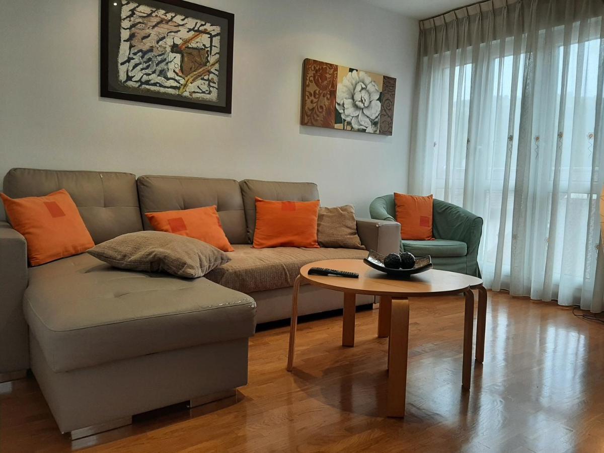 Atico La Plaza Apartment Arriondas Exterior photo